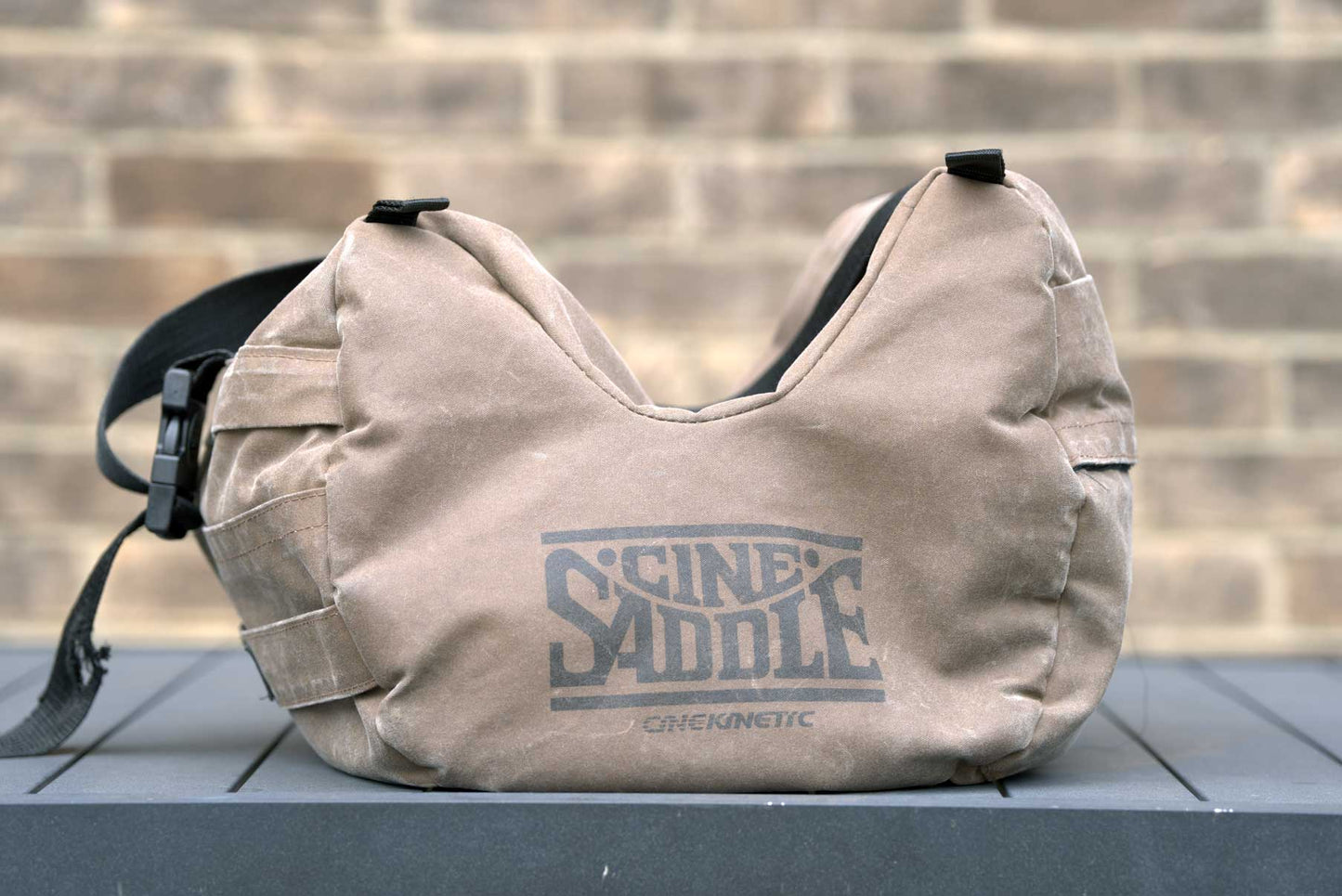 Cinesaddle