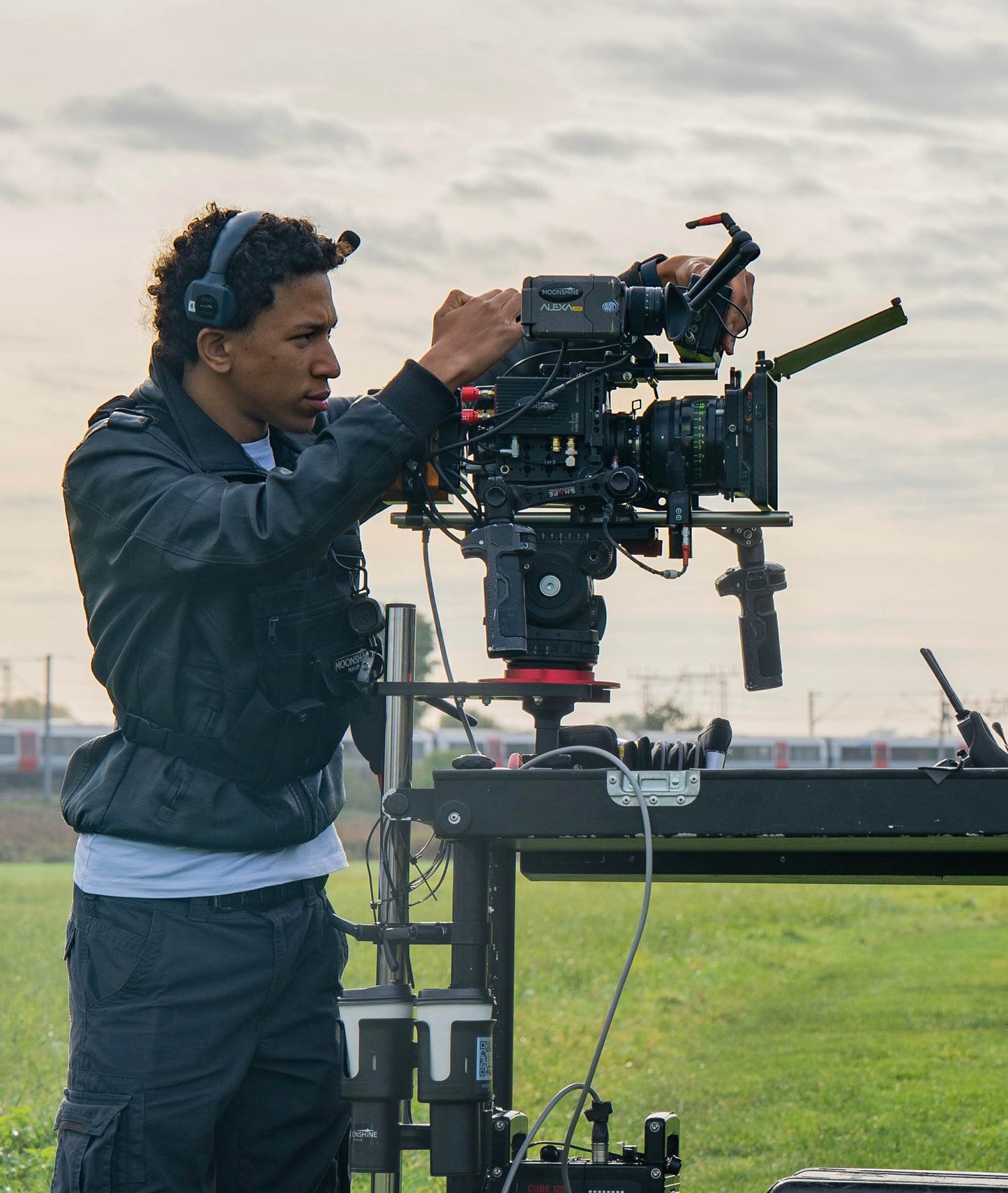 2nd AC / Loader Hire