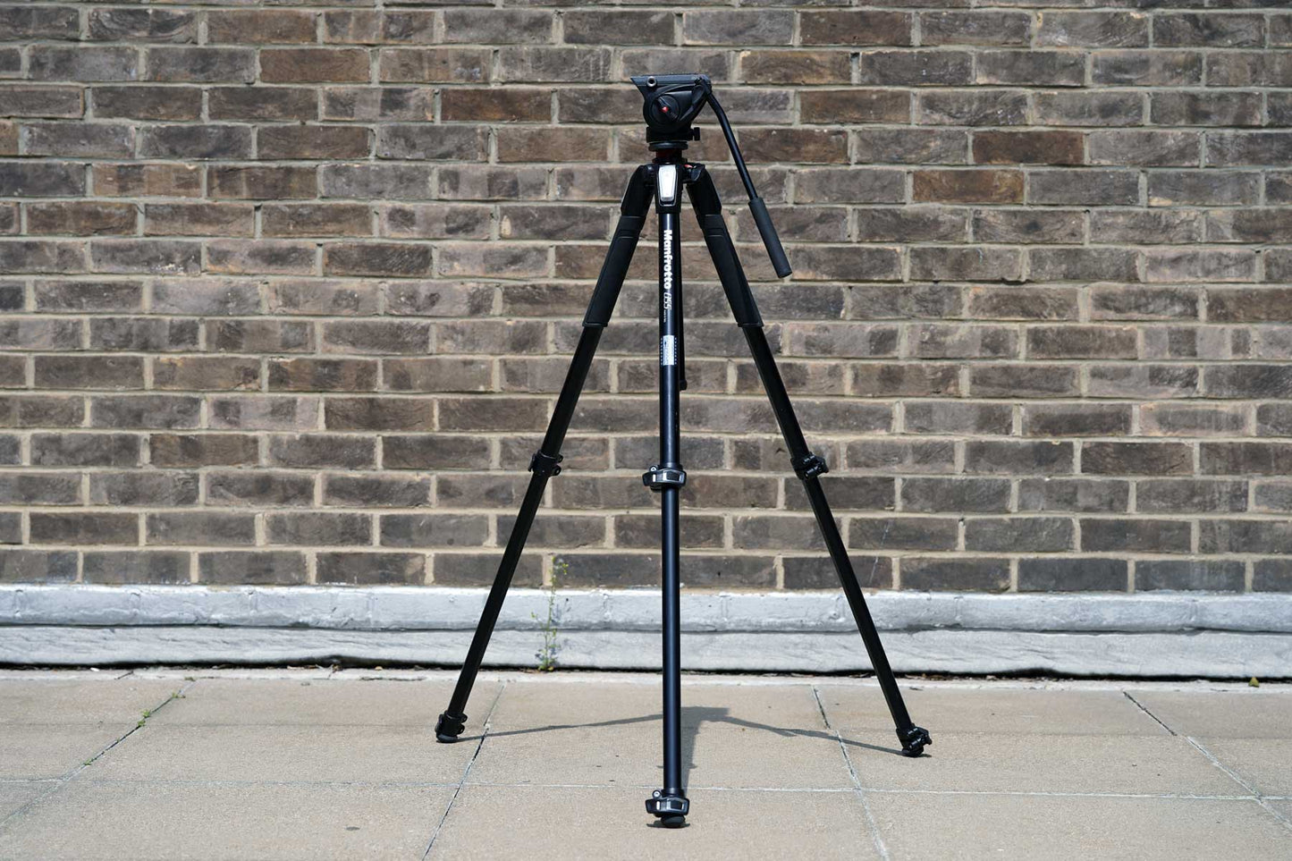 Manfrotto DSLR Tripod