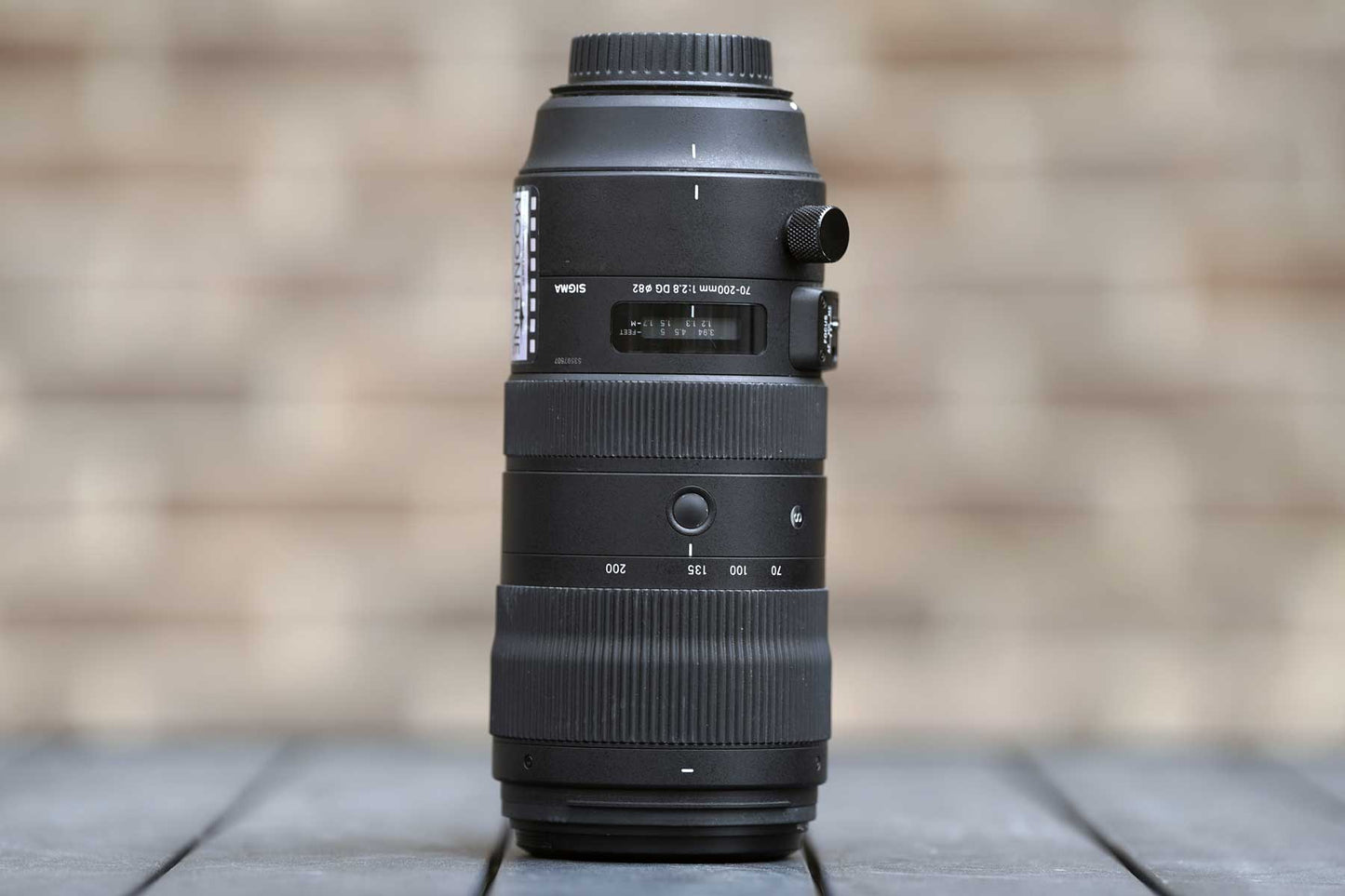 Sigma 70-200mm f2.8 EF side