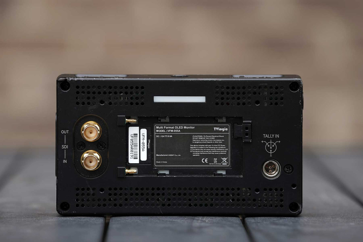 TV Logic VFM-055A 5.5“ HD OLED back