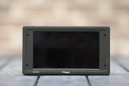 TV Logic VFM-055A 5.5“ HD OLED