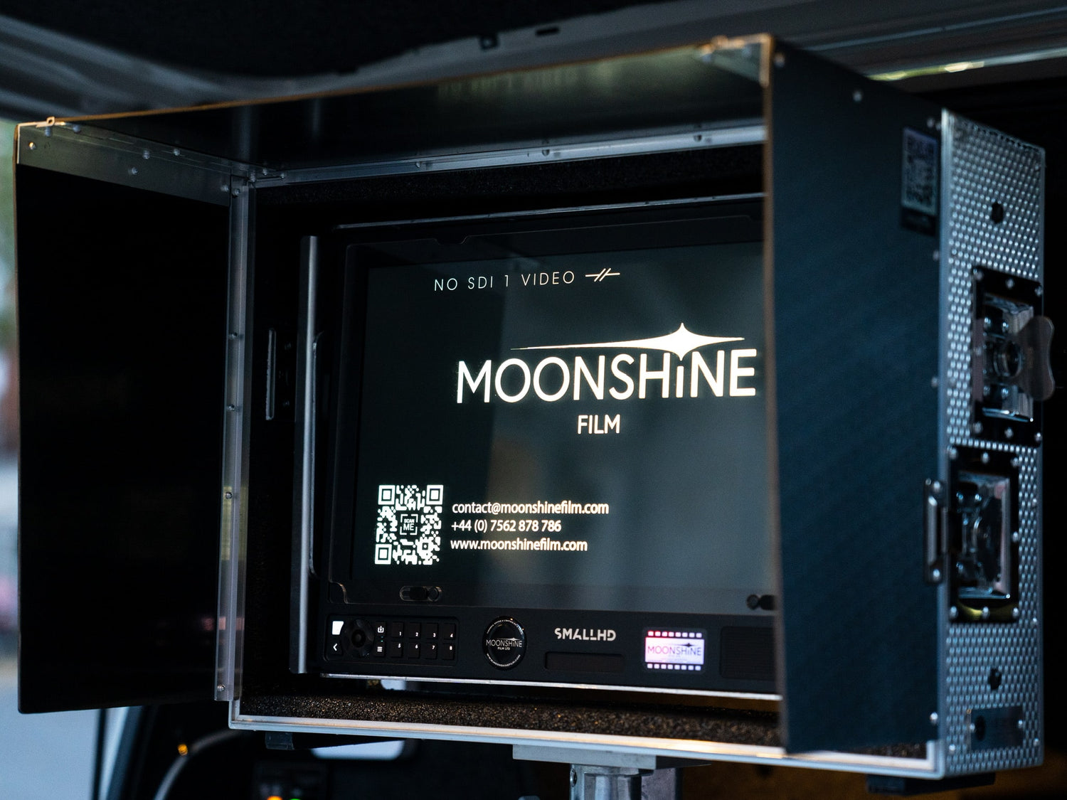 Monitor & Wireless Transmitter Hire