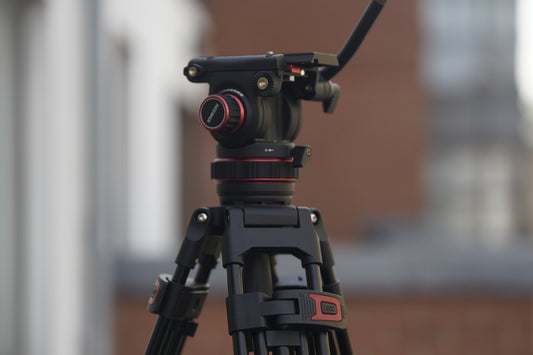 Neewer TP75 Tripod – Available for Hire in Central London