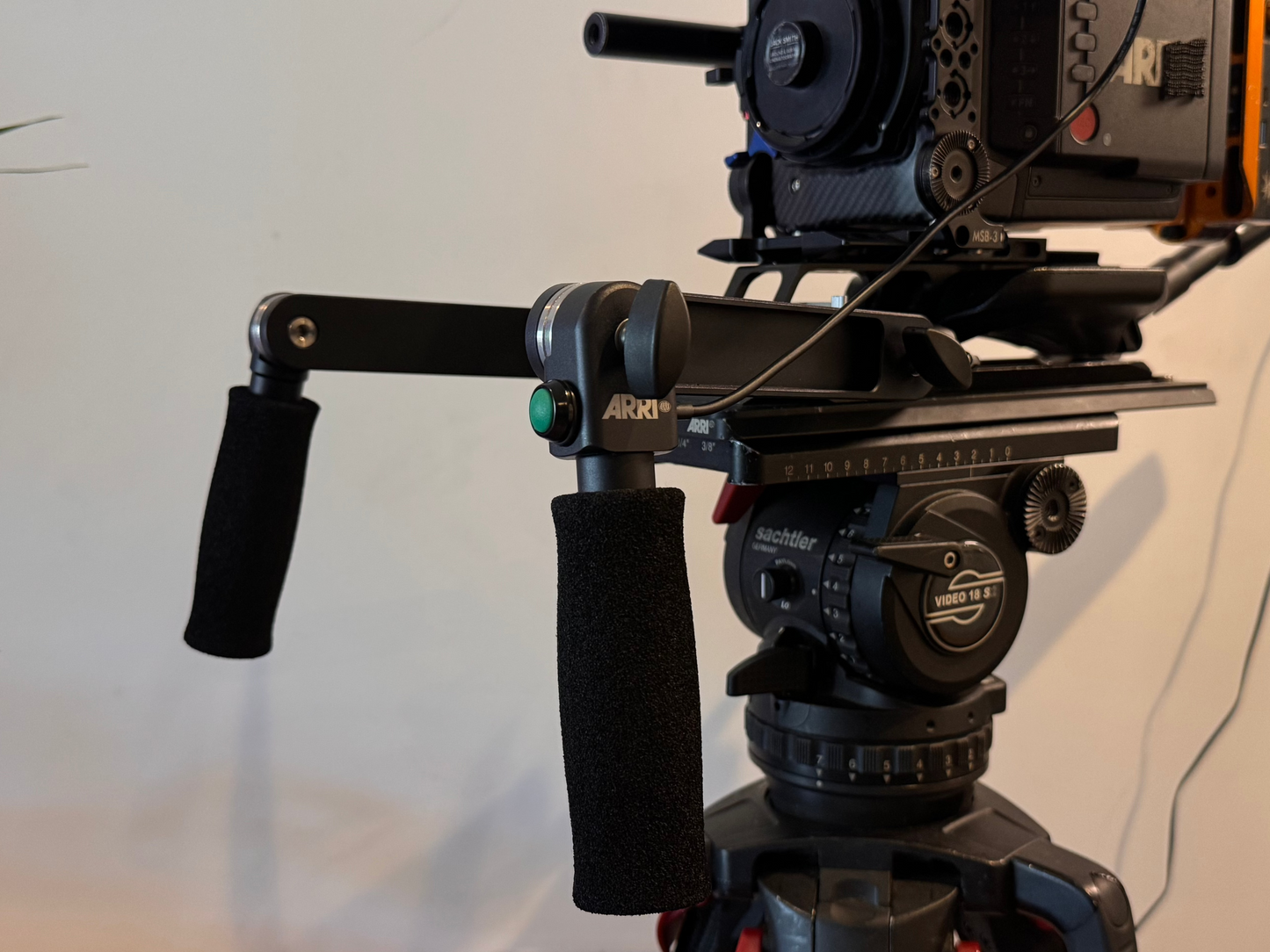 ARRI UBS-3 Moose Bar Set with R/S Cable